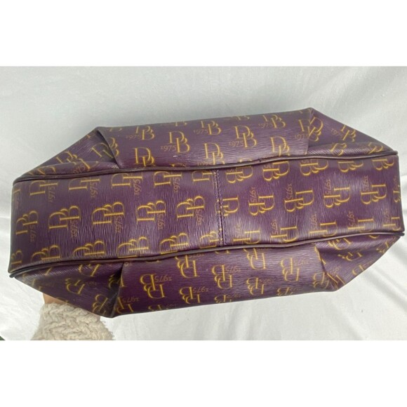 VTG Dooney Bourke Purple Monogram East West Collins Zipper Hobo Handbag J1611778 - Picture 10 of 16